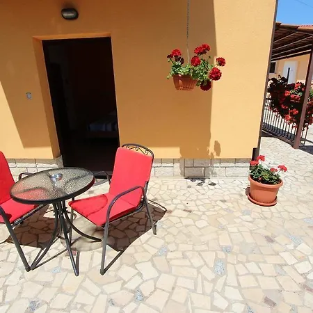 Erik Adults Only Nocleg ze śniadaniem 3*
